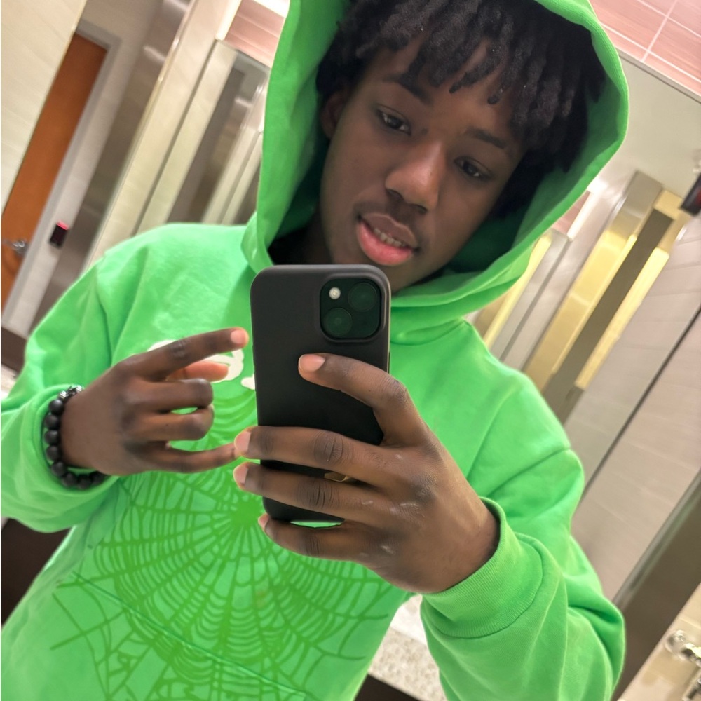 Meet your Posher, Aidan